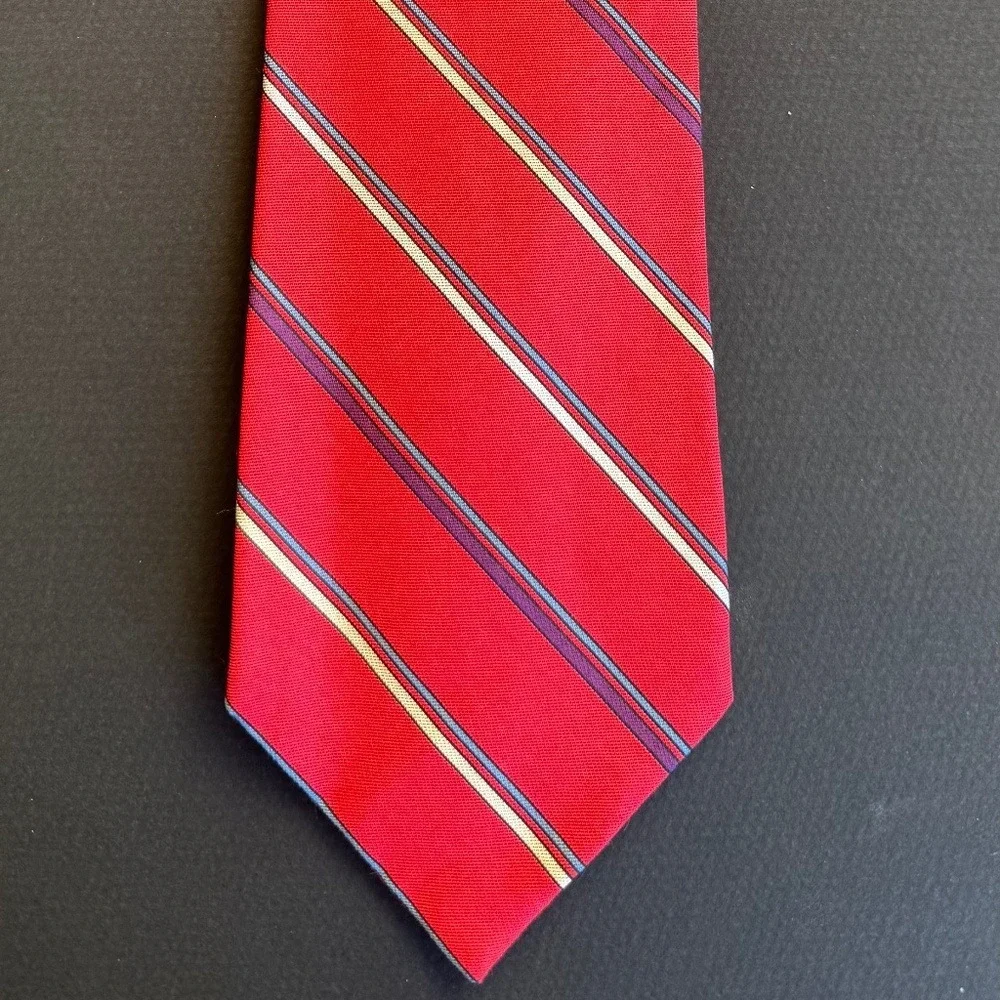 Vintage silk Repp style red, white‎ and blue tie Chicago